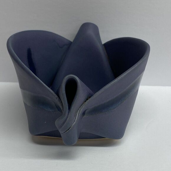 Hilborn Pottery Pinch Pot Vessel Periwinkle Purple Blue Signed Hand Crafted - Picture 5 of 12